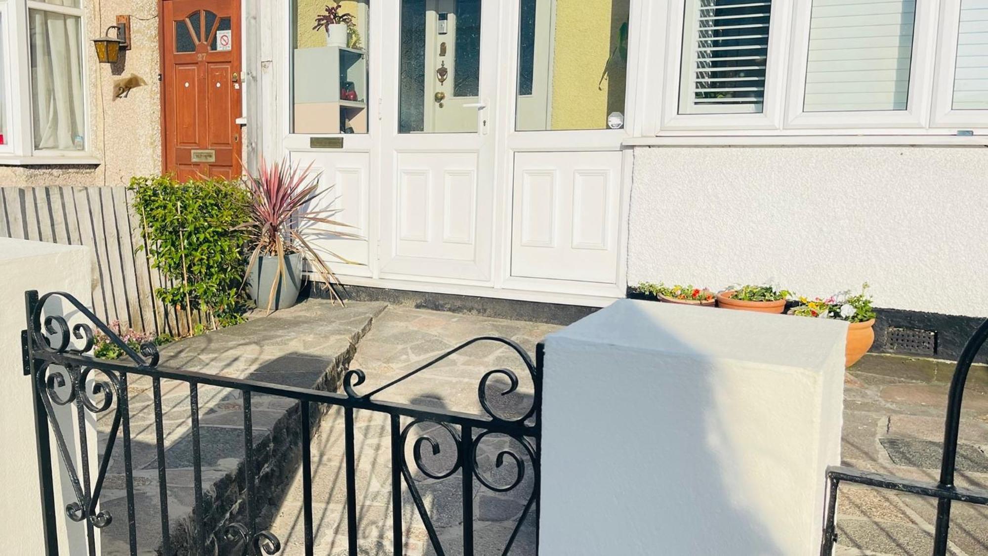 Spacious Double Room With Private Bathroom In Quiet Area Only 20 Min To Central London Streatham Vale Bagian luar foto
